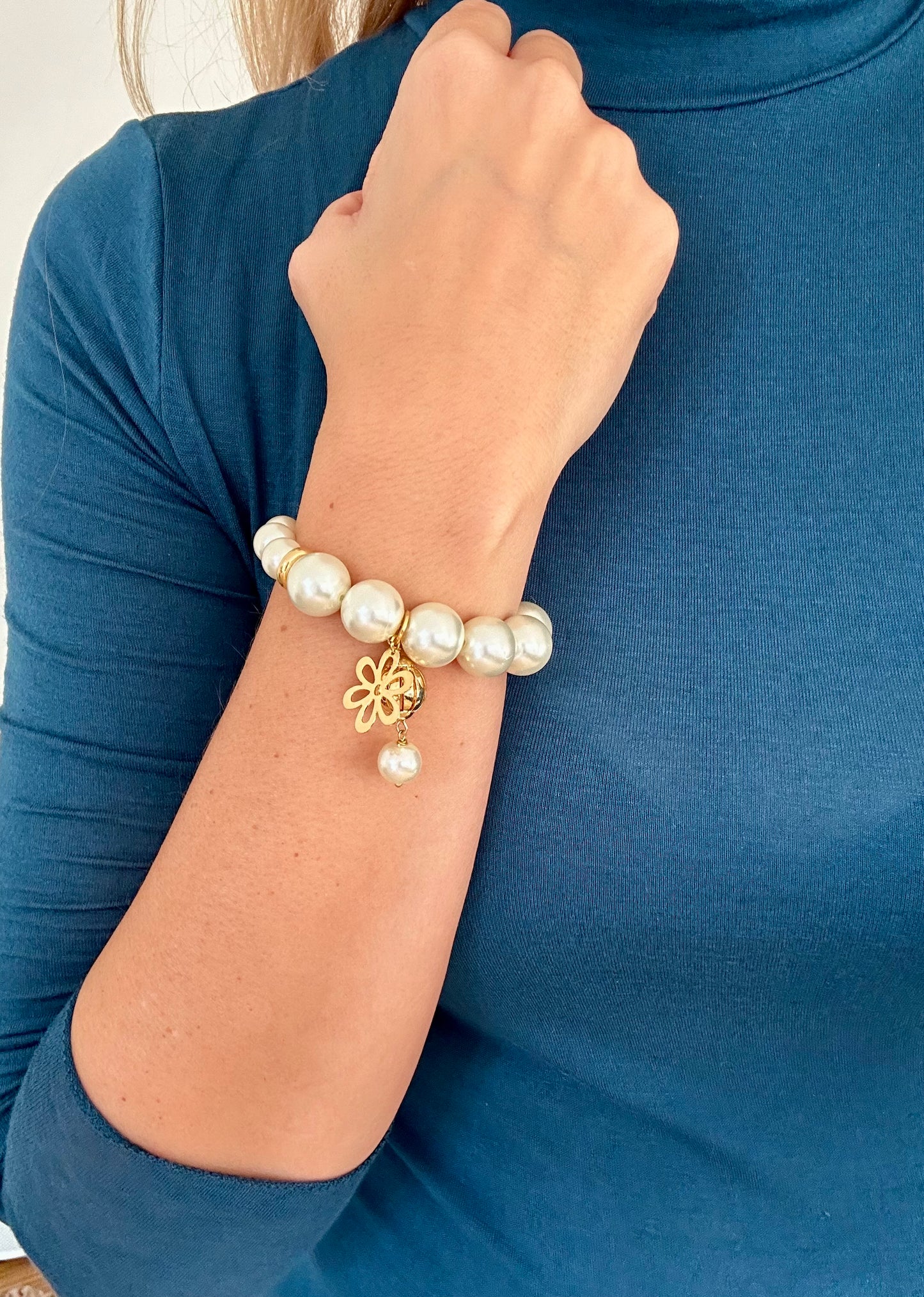 SPIRAL PEARL elastic maxi-bracelet by DREAMSHINES