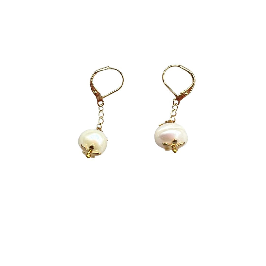 DREAMWEAVER pearl dangling earrings