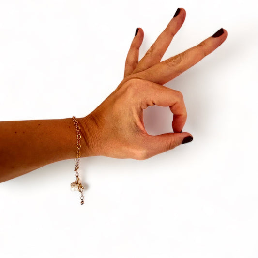 THE ONE MINI dangling clasp bracelet by DREAMSHINES