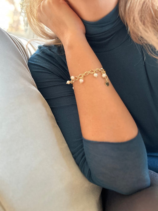 MARIA'S FAVORITE DREAMSHINES PEARL clasp bracelet