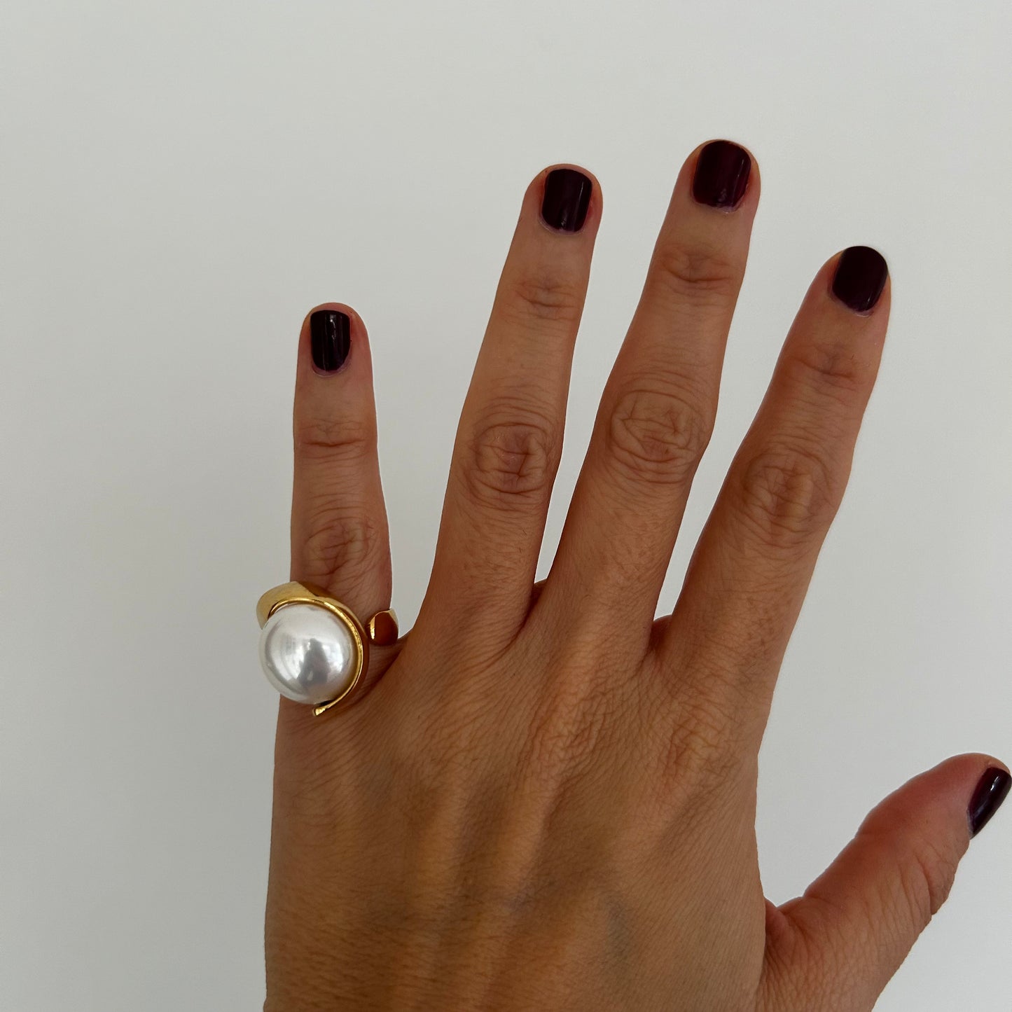 MARIA'S FAVORITE DREAMSHINES PEARL ring