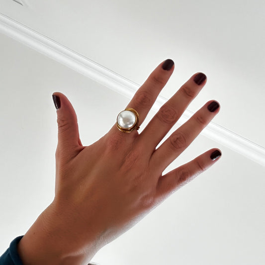 MARIA'S FAVORITE DREAMSHINES PEARL ring